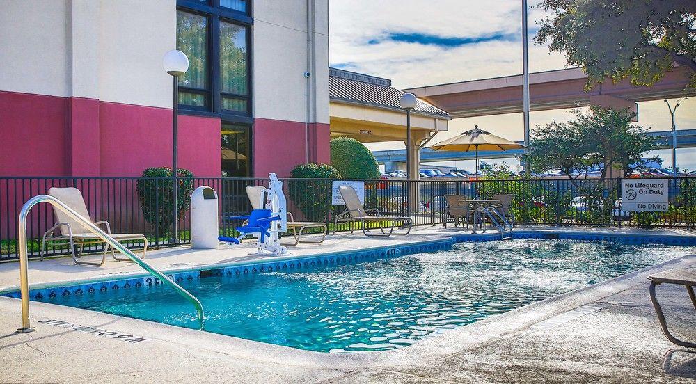 Comfort Inn Dallas North Love Field Airport Exteriör bild
